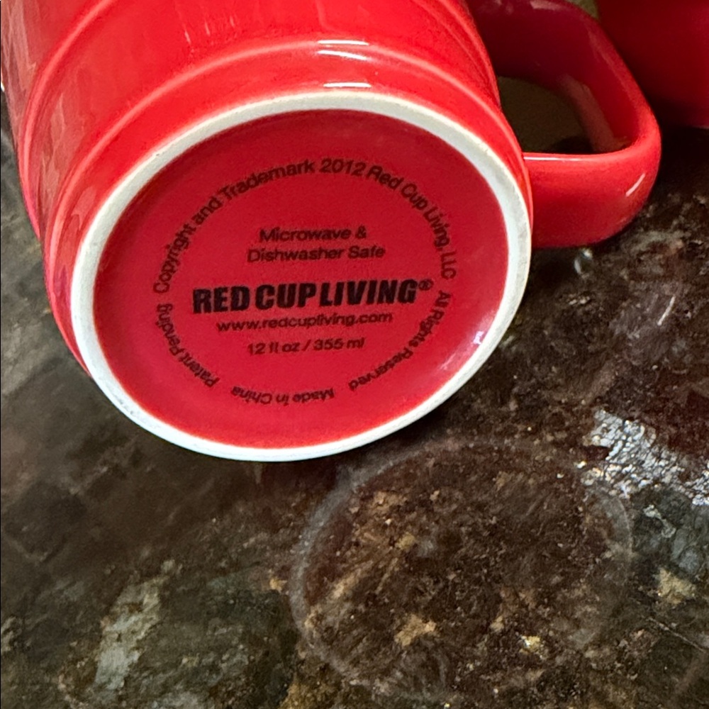 Red Ceramic Mug Set - Picture 2 of 2